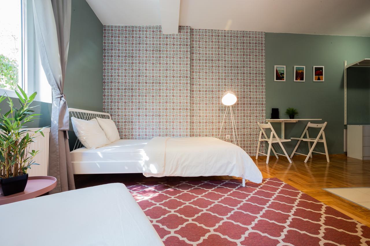 ! Promo! Central Evergreen Studio - Free Public Parking-Fast Wi-Fi Novi Sad Esterno foto