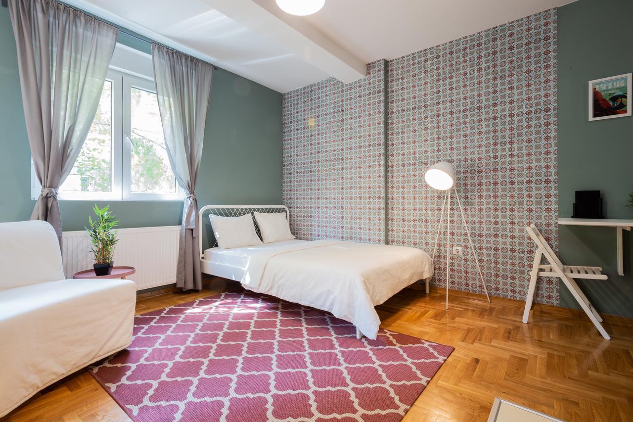 ! Promo! Central Evergreen Studio - Free Public Parking-Fast Wi-Fi Novi Sad Esterno foto